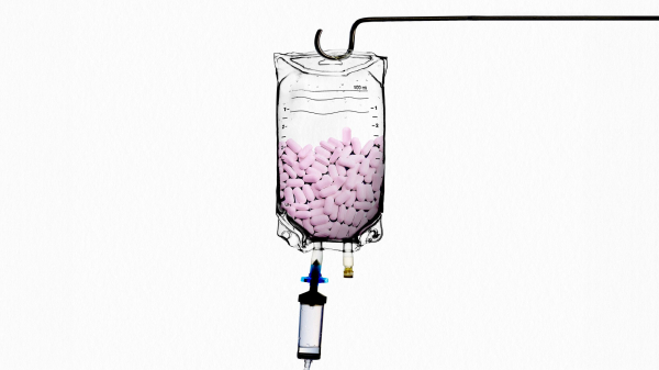 TikTok’s “Ferritin Face” Can Be a Sign of a Very Real Health Concern for Women